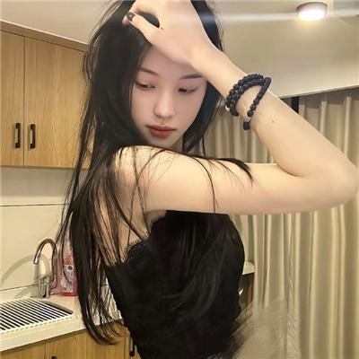 沉默一瞬